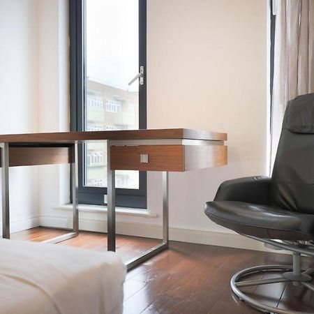 לונדון Beautiful 2 Bedroom Property In Borough מראה חיצוני תמונה