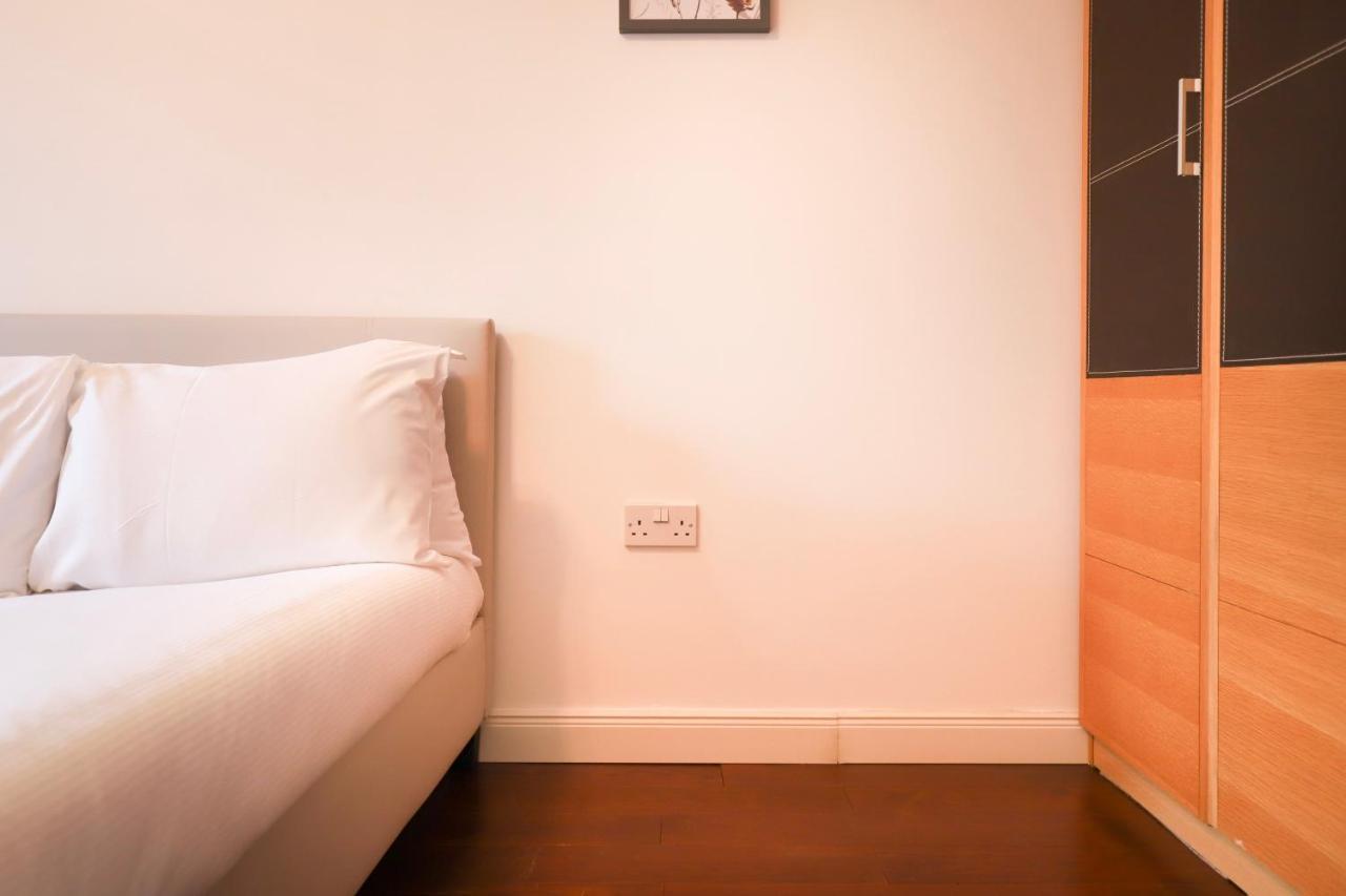 לונדון Beautiful 2 Bedroom Property In Borough מראה חיצוני תמונה
